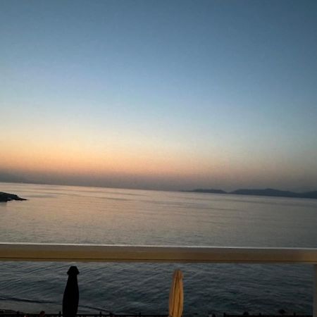 Beach Retreat In Town Corinth エクステリア 写真
