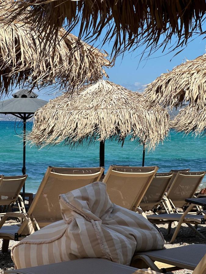 Beach Retreat In Town Corinth エクステリア 写真