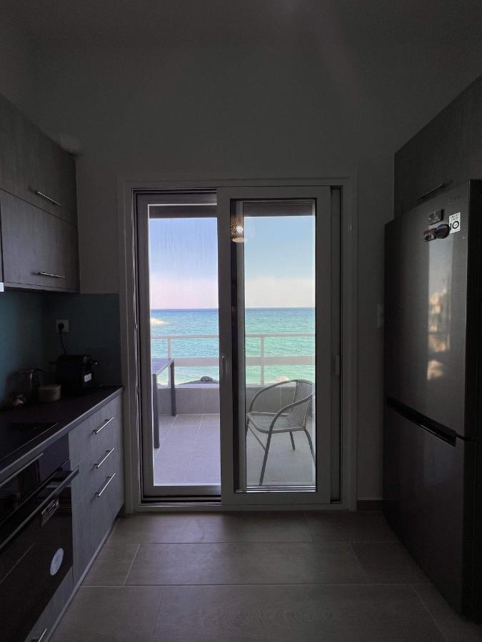 Beach Retreat In Town Corinth エクステリア 写真